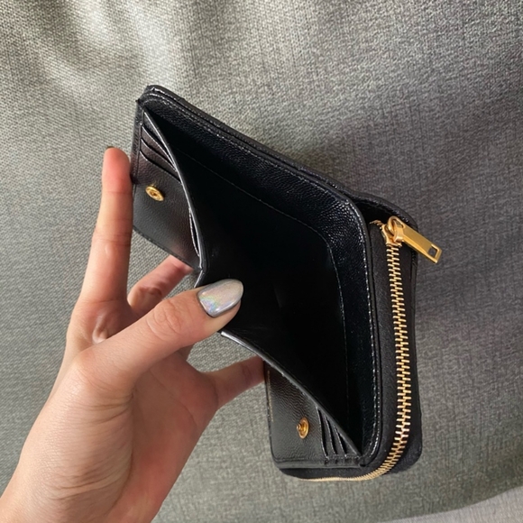 Saint Laurent Cassandre Matelasse compact zip around wallet - Picture 5 of 12